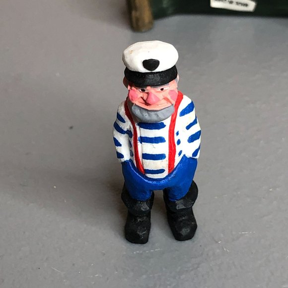 Pacific Rim Christmas Villag Accessor Boardwalk Dock Sea Captain Seagull Barrels - Picture 6 of 16